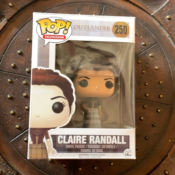 Funko Other - - Funko Pop Outlander Claire Randall Fraser VALUTED Figure